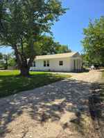 featured image of 811 E Navarro Ave