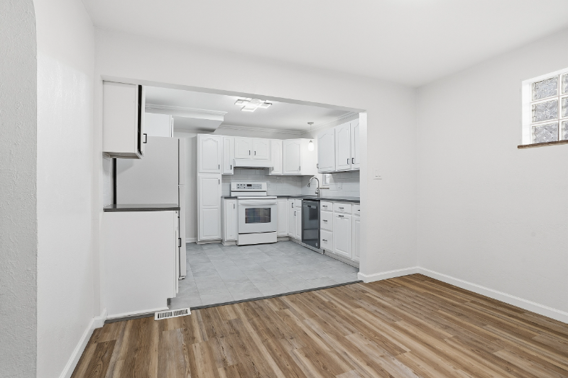 3405 Willett Rd - Photo 6 of 20