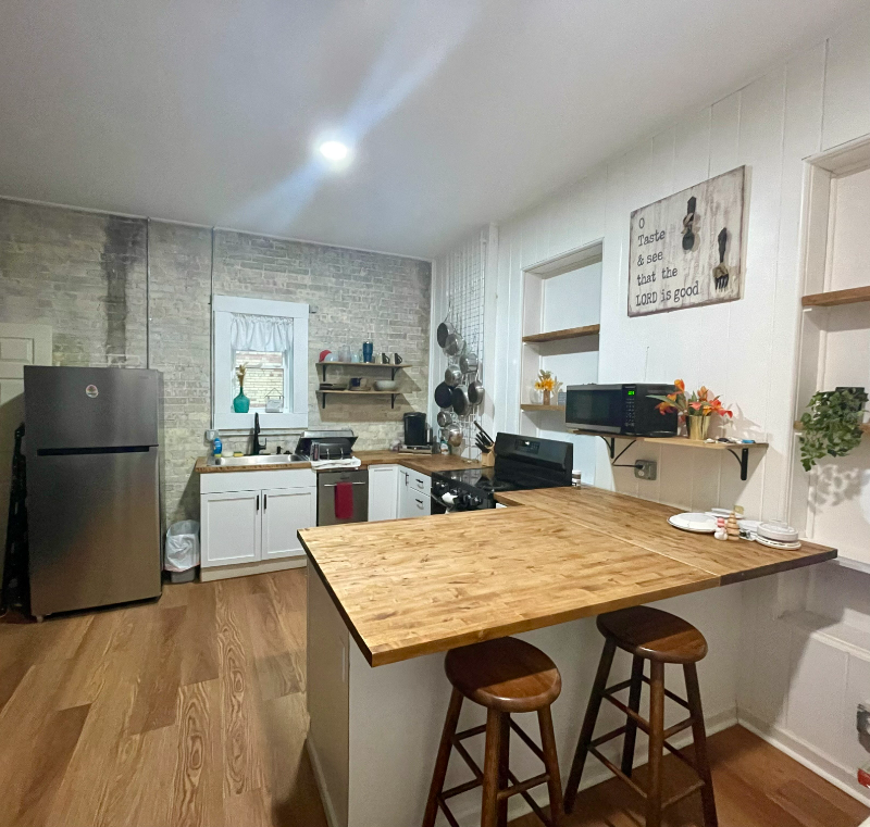 305 1/2 S James St #3 - Photo 2 of 4