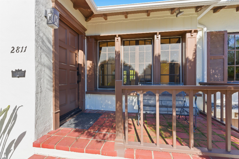 2811 Bright Ln - Photo 2 of 20