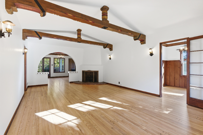 2811 Bright Ln - Photo 4 of 20