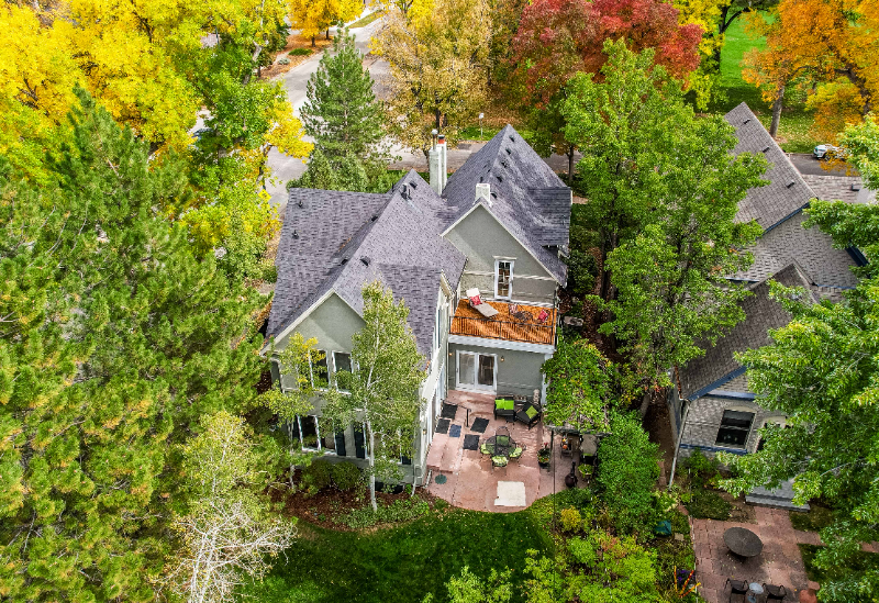 2105 S Fillmore St - Photo 2 of 17