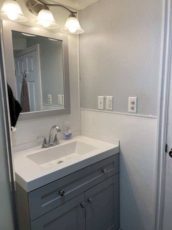 1368 Davis Ave - Photo 7 of 12