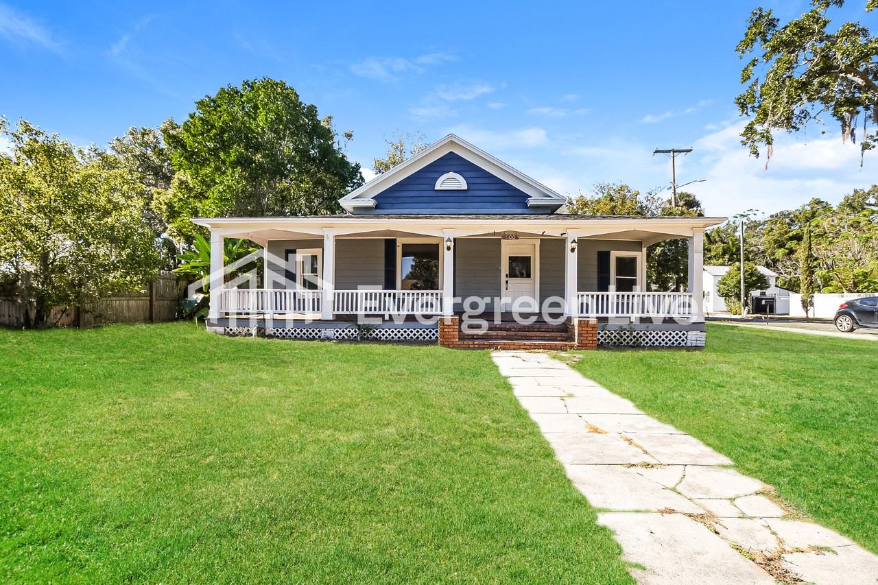 600 S Center St - Photo 3 of 16