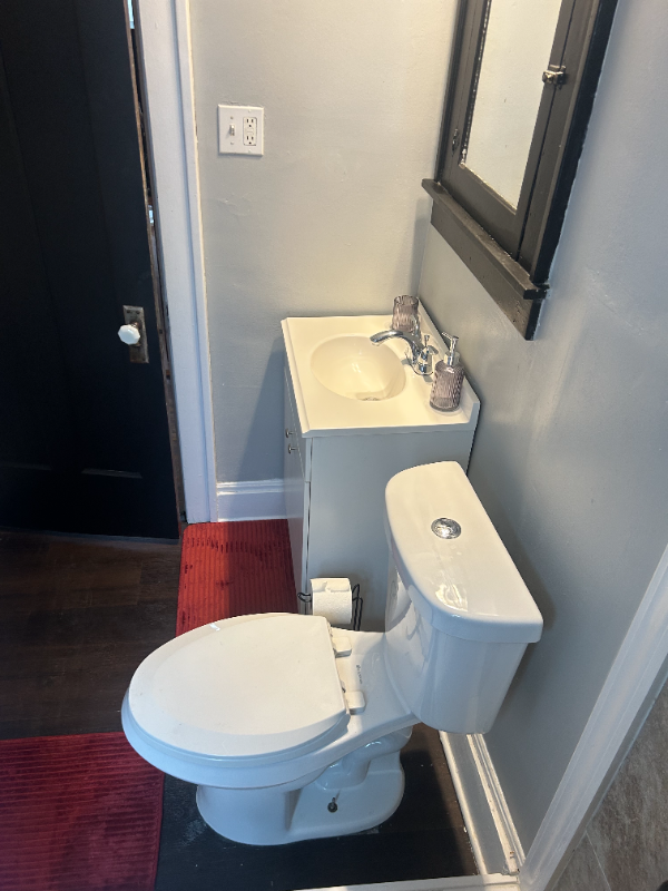 3484 W 125th St #1 - Photo 3 of 15