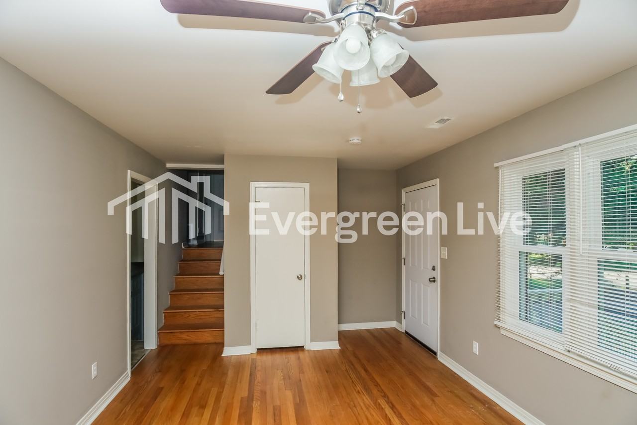 4910 Roebuck Rd Nw - Photo 3 of 18