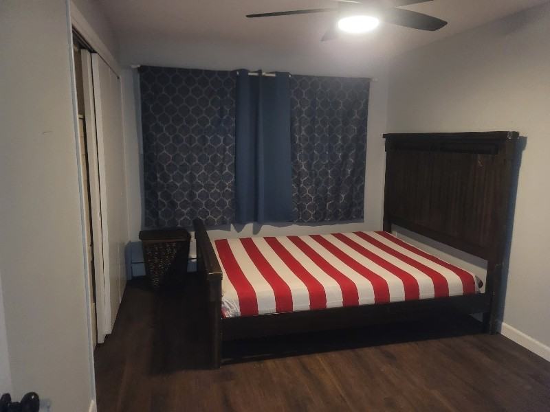 113 Newton Ave N - Photo 3 of 6