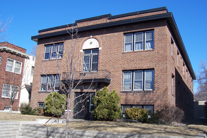 999 Grand Ave #2 - Photo 4 of 6