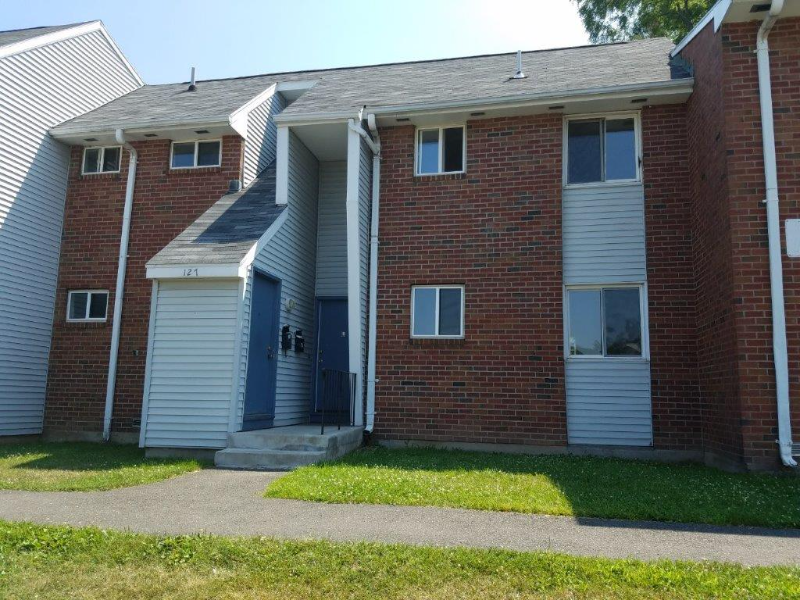 121 Hillcrest Ave, West Hartford, Ct 06110, Usa #C - Photo 2 of 13