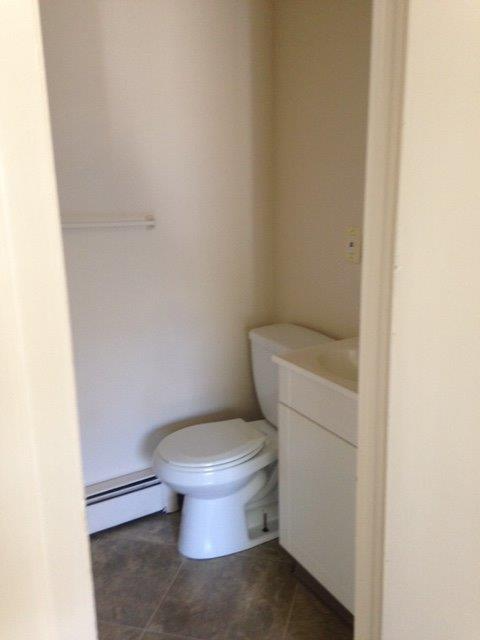 121 Hillcrest Ave, West Hartford, Ct 06110, Usa #C - Photo 7 of 13