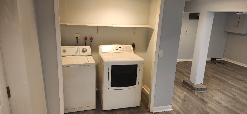 505 Northpoint Rd - Photo 4 of 14