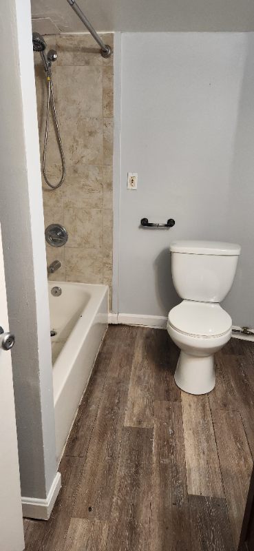 505 Northpoint Rd - Photo 5 of 14