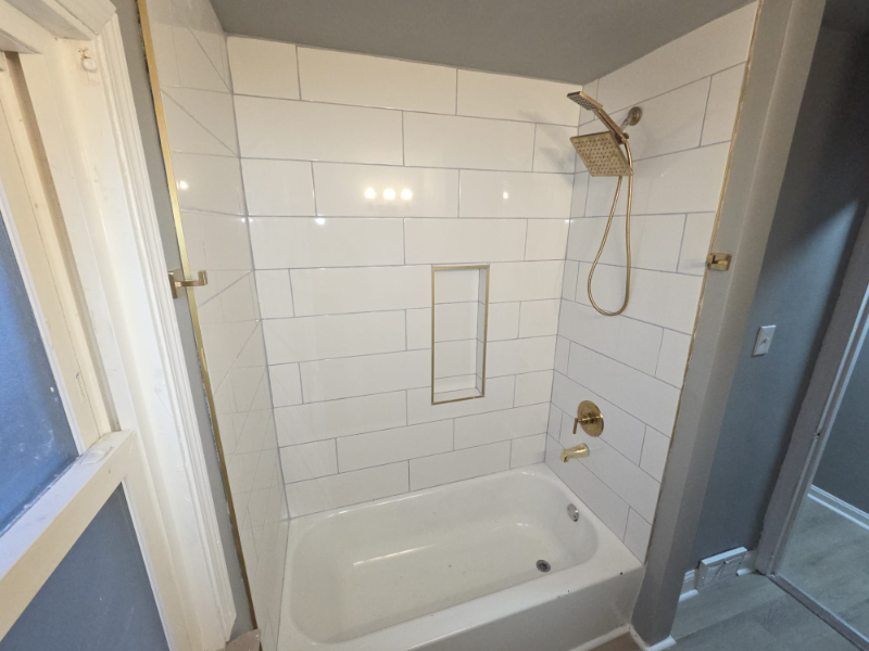 4493 Telhurst Rd - Photo 3 of 11