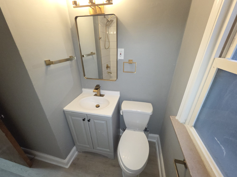 4493 Telhurst Rd - Photo 4 of 11