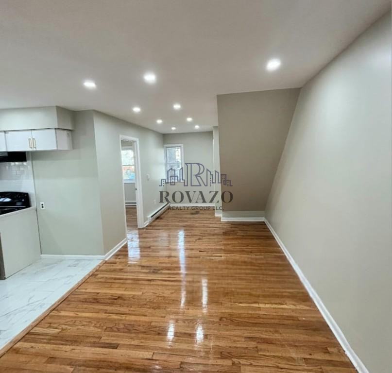 93 Mount Vernon Avenue #5 - Photo 2 of 5