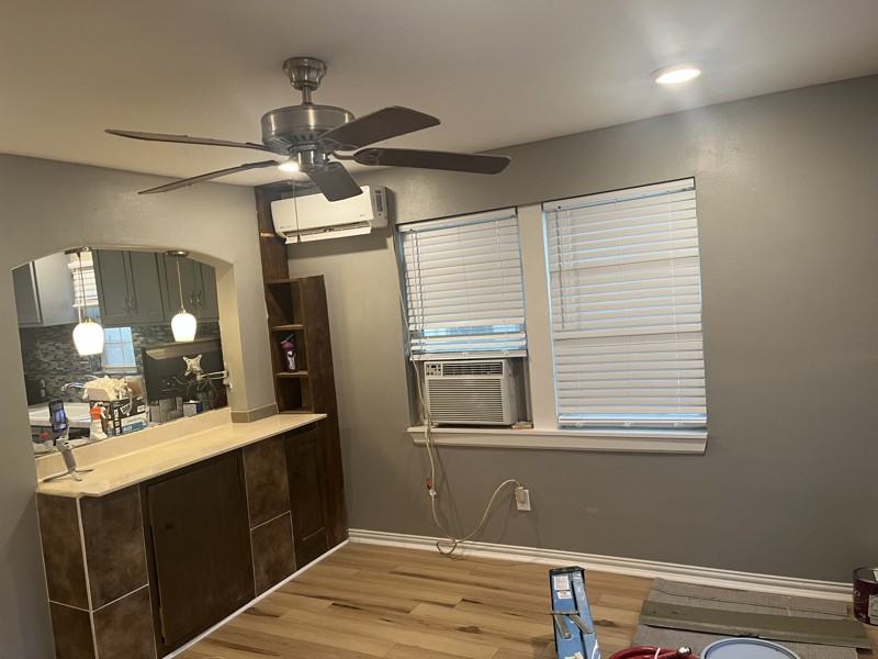 520 W Jones St - Photo 5 of 8