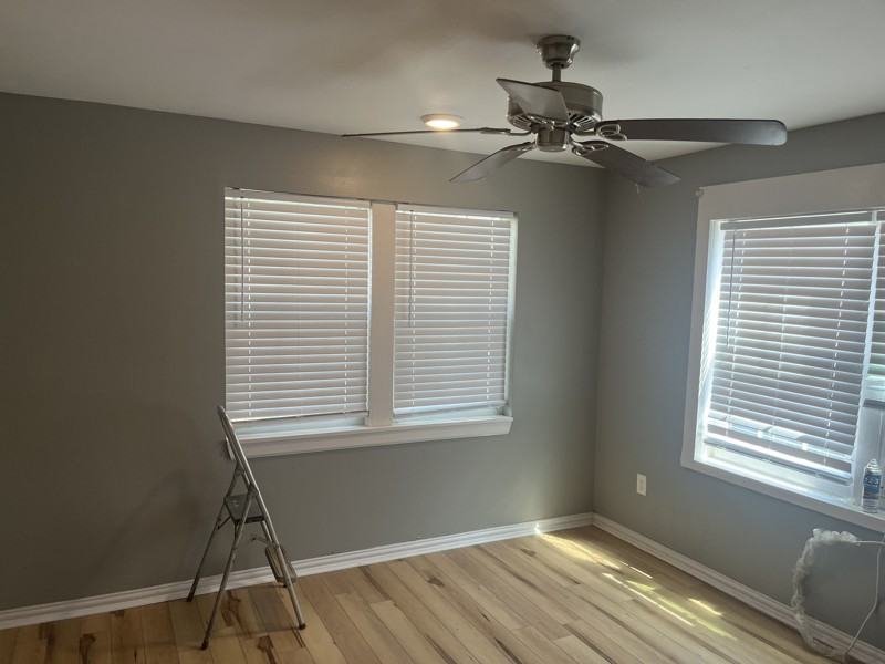 520 W Jones St - Photo 6 of 8