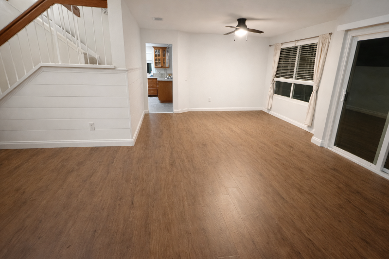 1085 Red Maple Dr - Photo 4 of 10