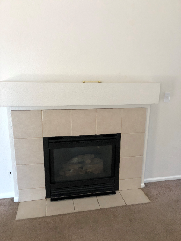 19499 E 58th Dr - Photo 2 of 7