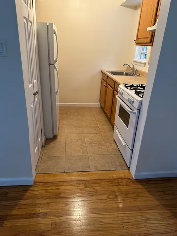 208 W Wayne Ter #A3 - Photo 3 of 4