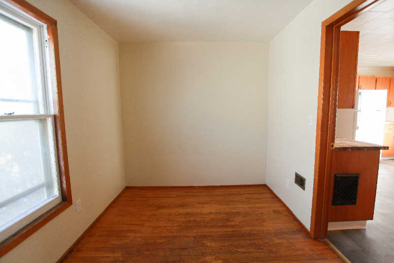 428 Wilkinson St #2 - Photo 3 of 6