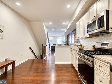 2515 E Fayette St - Photo 4 of 5