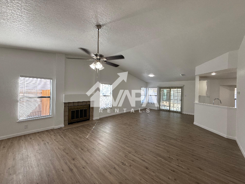 1211 Tinson - Photo 6 of 20