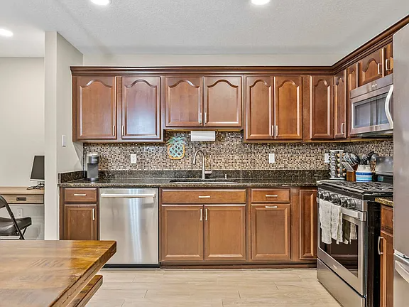 241 S Brevard Ave - Photo 7 of 16