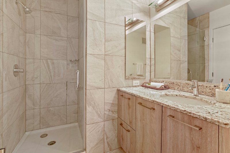 192 E Illinois St - Photo 7 of 20