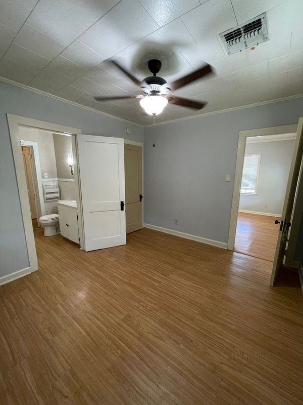 208 Saint George St - Photo 5 of 29