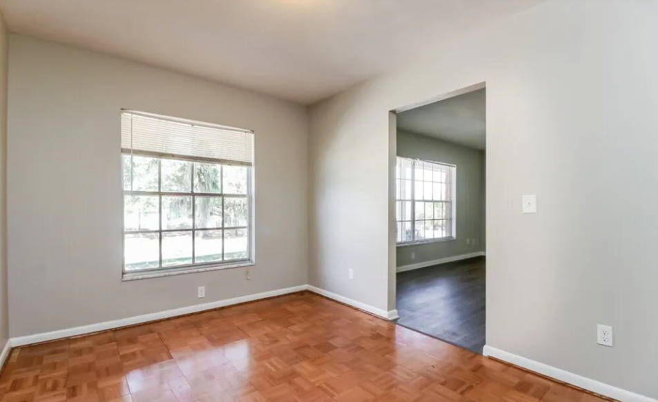 11213 Mcmullen Loop - Photo 6 of 16