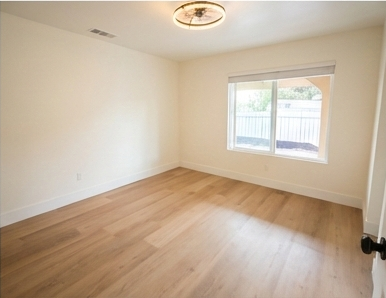 3434 Pontiac Ave - Photo 6 of 7