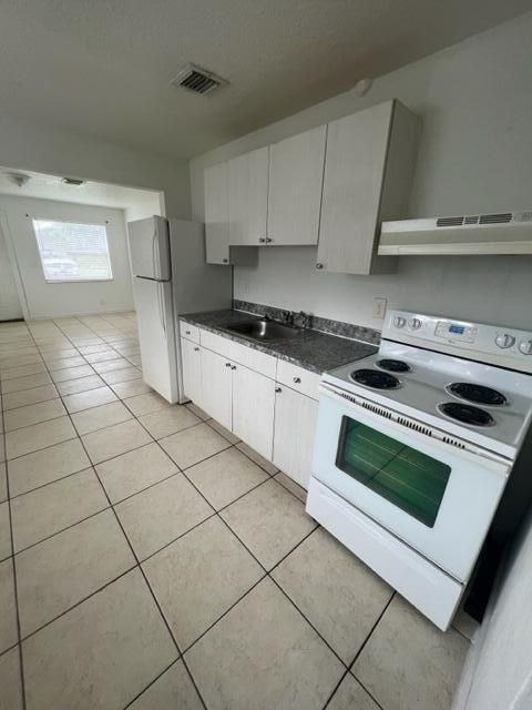 4998 Kirk Rd - Photo 5 of 22