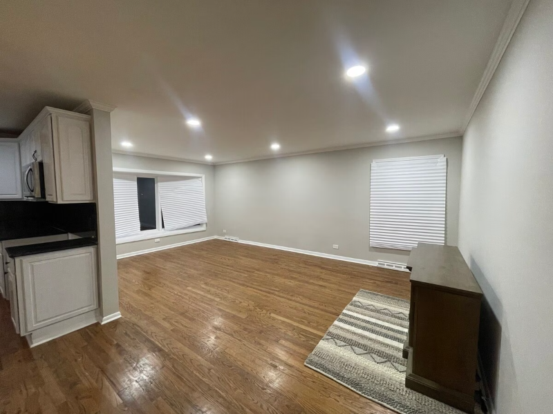 733 Campbell Ave - Photo 5 of 20