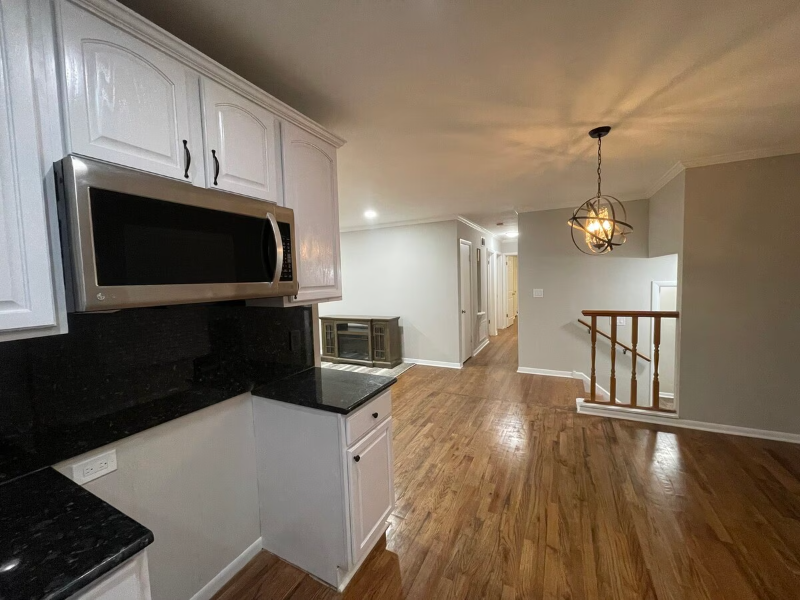 733 Campbell Ave - Photo 6 of 20