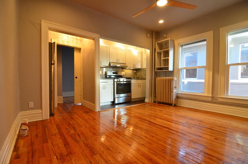 1440 Detroit St #5 - Photo 4 of 7