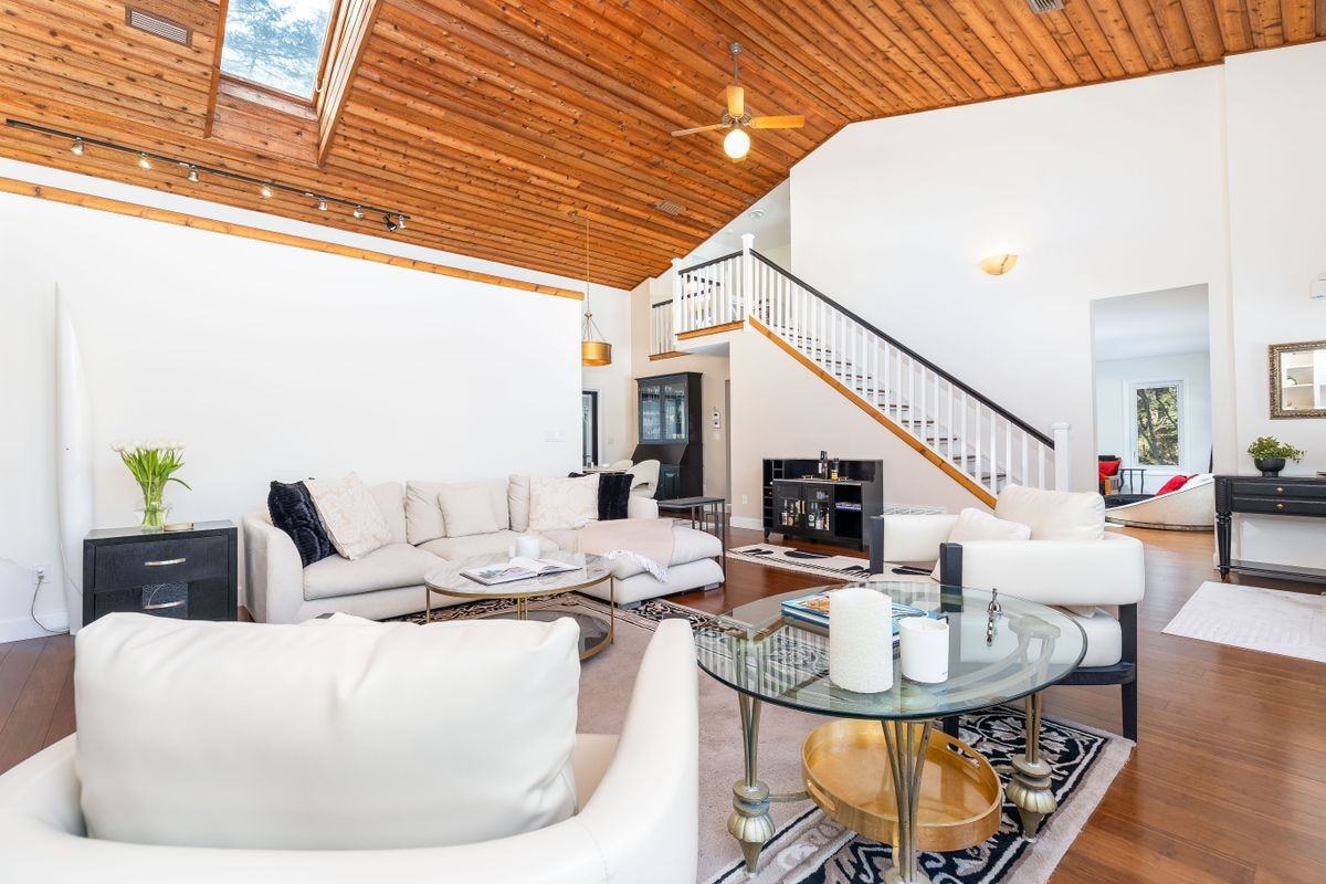 9 Belshyre Ct - Photo 2 of 29