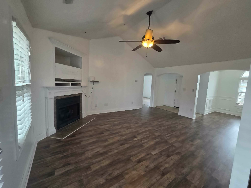 141 Hidalgo Dr - Photo 2 of 17