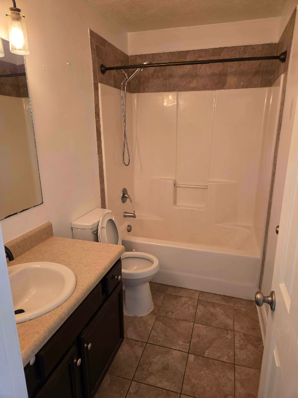 141 Hidalgo Dr - Photo 7 of 17