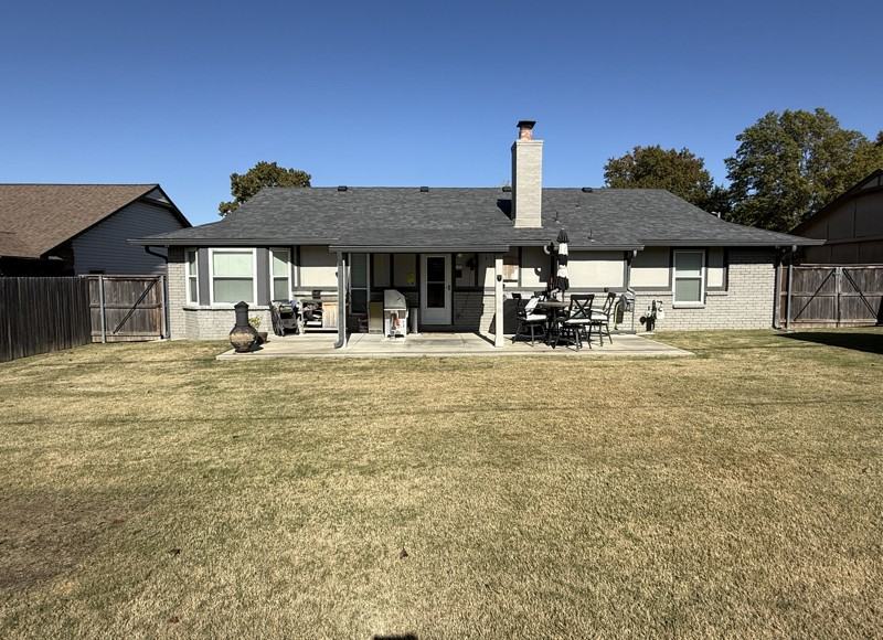 3213 E Oakridge St - Photo 5 of 18