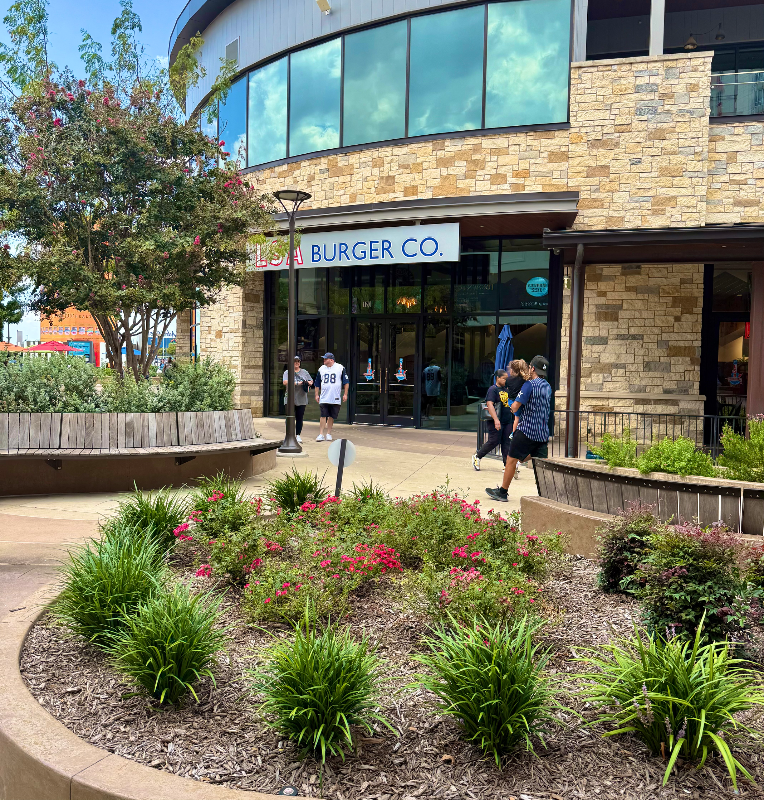 5604 Perrin St - Photo 6 of 13