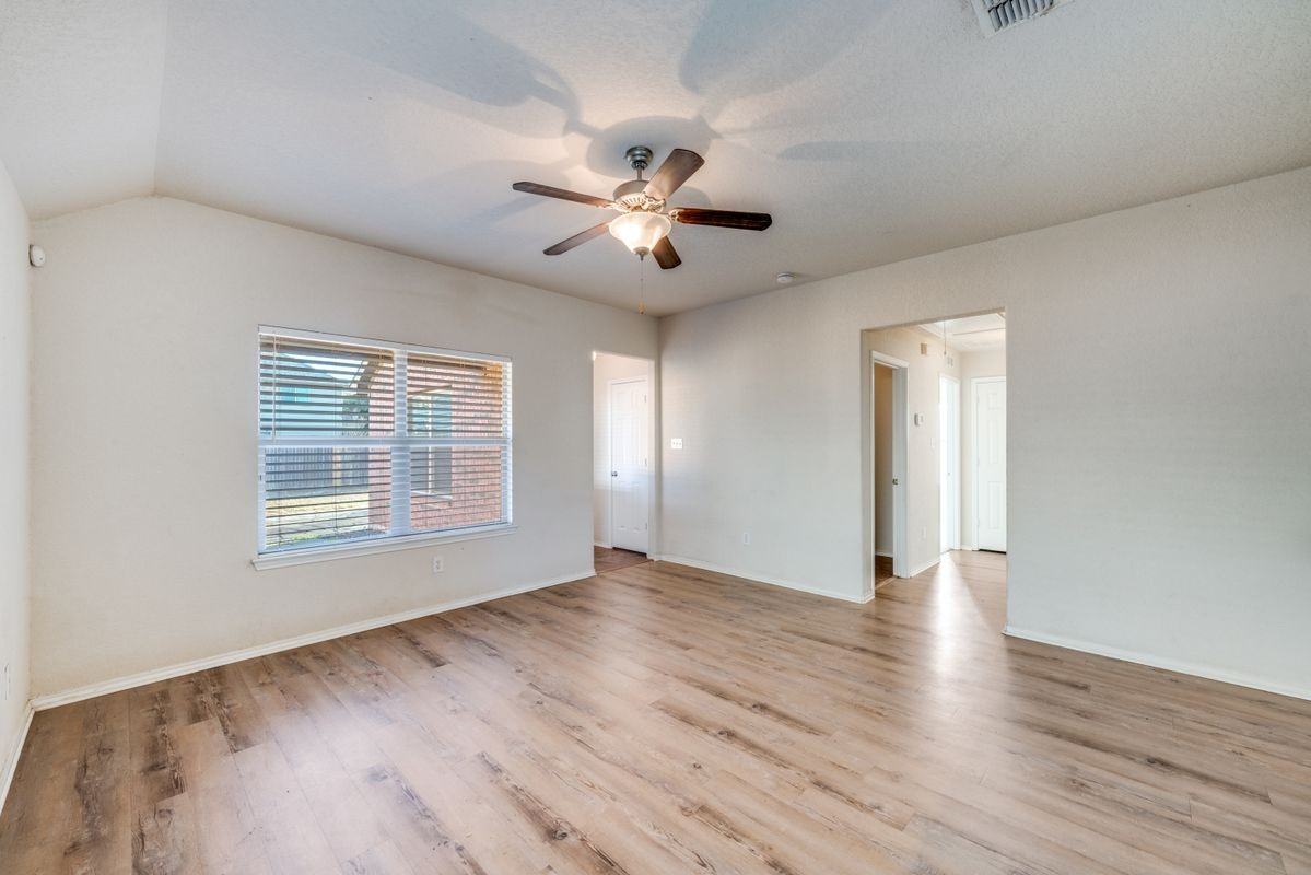 3125 Muntjac - Photo 7 of 24