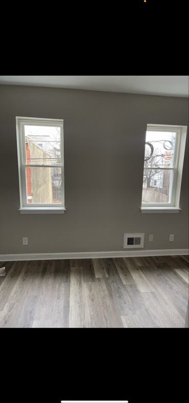 4940 W Stiles St - Photo 6 of 10