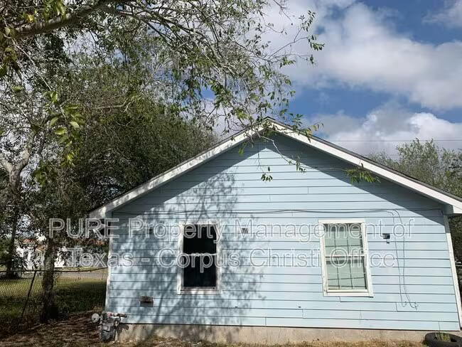 913 W Point Rd #1 - Photo 7 of 7