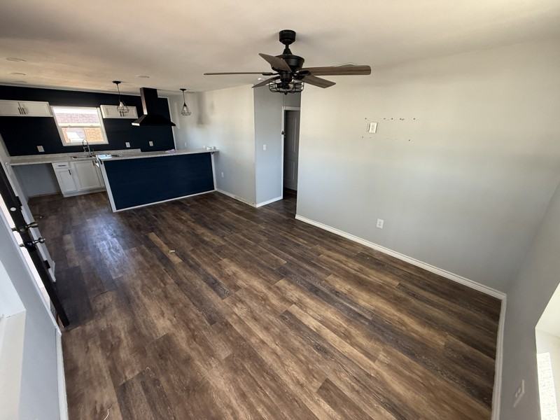 411 W A Ave - Photo 2 of 10