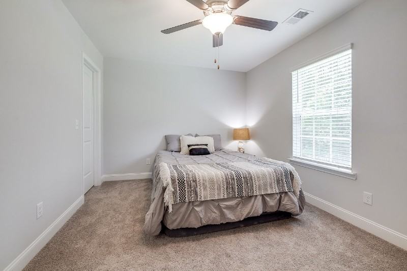 506 Governor Treutlen Cir - Photo 3 of 11