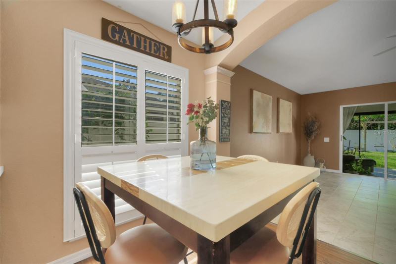 11567 Misty Isle Ln - Photo 4 of 20