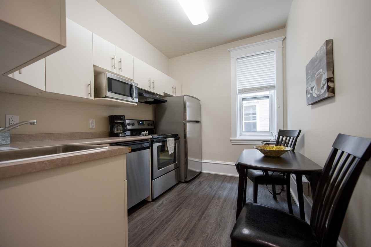 377 Brandon Avenue - Photo 5 of 20