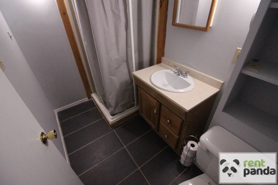 96 Melvin Ave - Photo 7 of 8