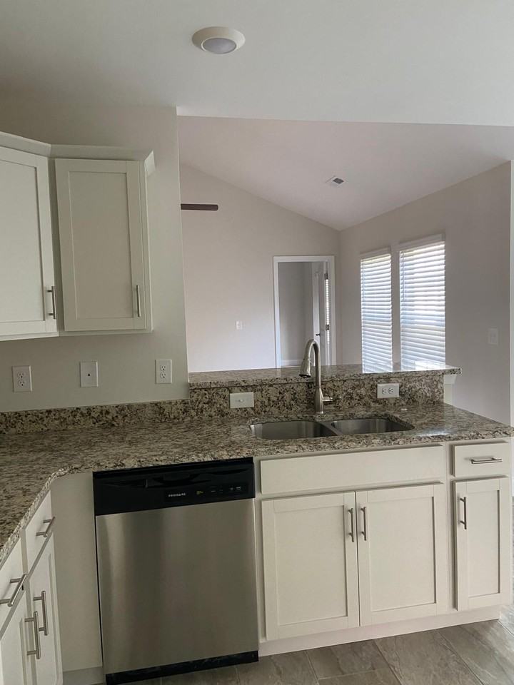 1020 Belsole Pl #NA - Photo 4 of 12